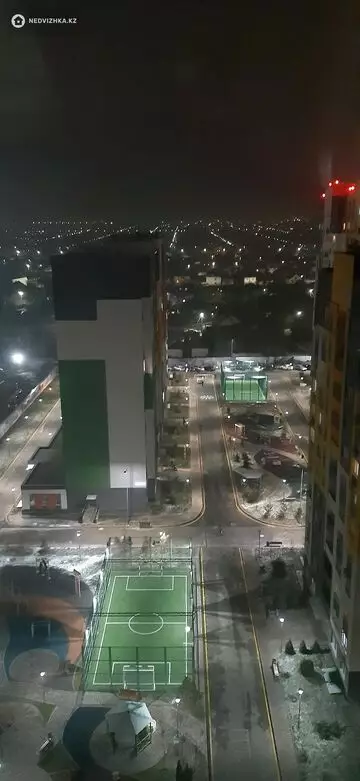 1-комнатная квартира, этаж 12 из 16, 40 м², Посуточно, миниатюра 12