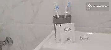 1-комнатная квартира, этаж 13 из 16, 40 м², Посуточно, миниатюра 5