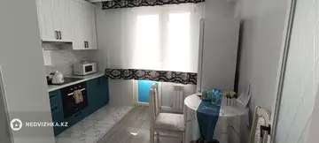 1-комнатная квартира, этаж 13 из 16, 40 м², Посуточно, миниатюра 6