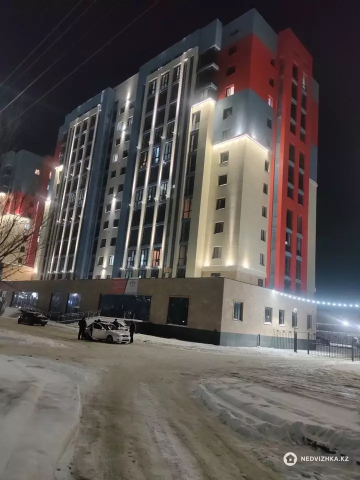 1-комнатная квартира, этаж 9 из 12, 45 м², Посуточно