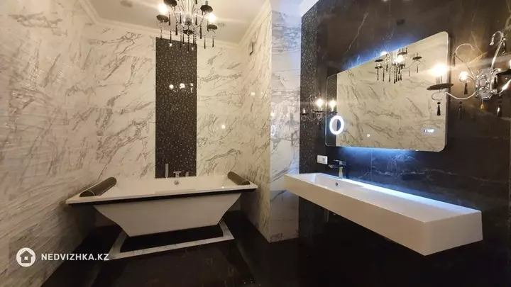5-комнатная квартира, этаж 8 из 10, 200 м², 2-фотосурет