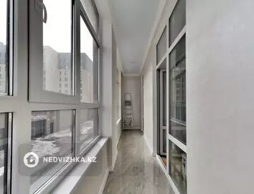 4-комнатная квартира, этаж 2 из 9, 132 м², миниатюра 8