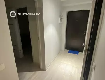 2-комнатная квартира, этаж 1 из 9, 57 м², На длительный срок, миниатюра 7