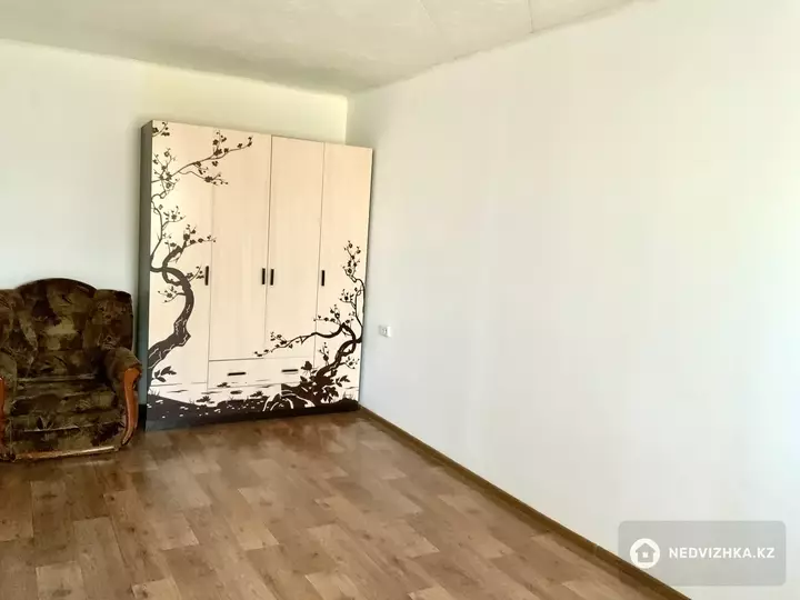 2-комнатная квартира, этаж 2 из 4, 45 м²