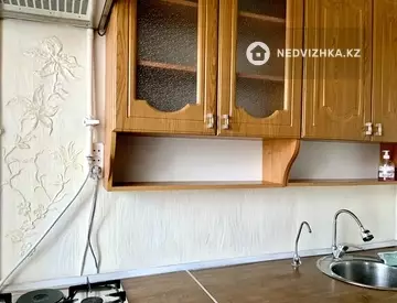 2-комнатная квартира, этаж 2 из 4, 45 м², миниатюра 2