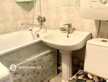 2-комнатная квартира, этаж 2 из 4, 45 м², миниатюра 3