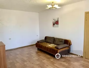 2-комнатная квартира, этаж 2 из 4, 45 м², миниатюра 5