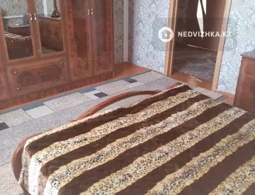 9-комнатный дом, 21 соток, 92 м²