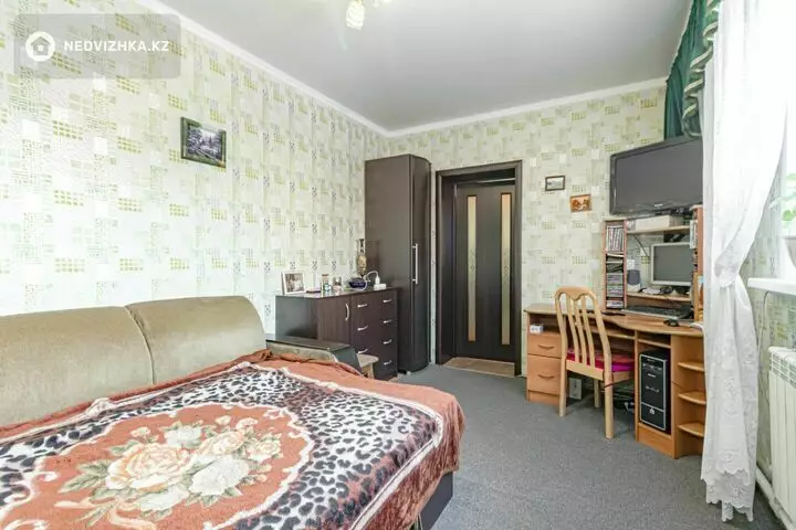 8-комнатный дом, 10 соток, 300 м², фотография 4