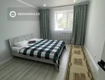1-комнатная квартира, этаж 1 из 10, 45 м², Посуточно