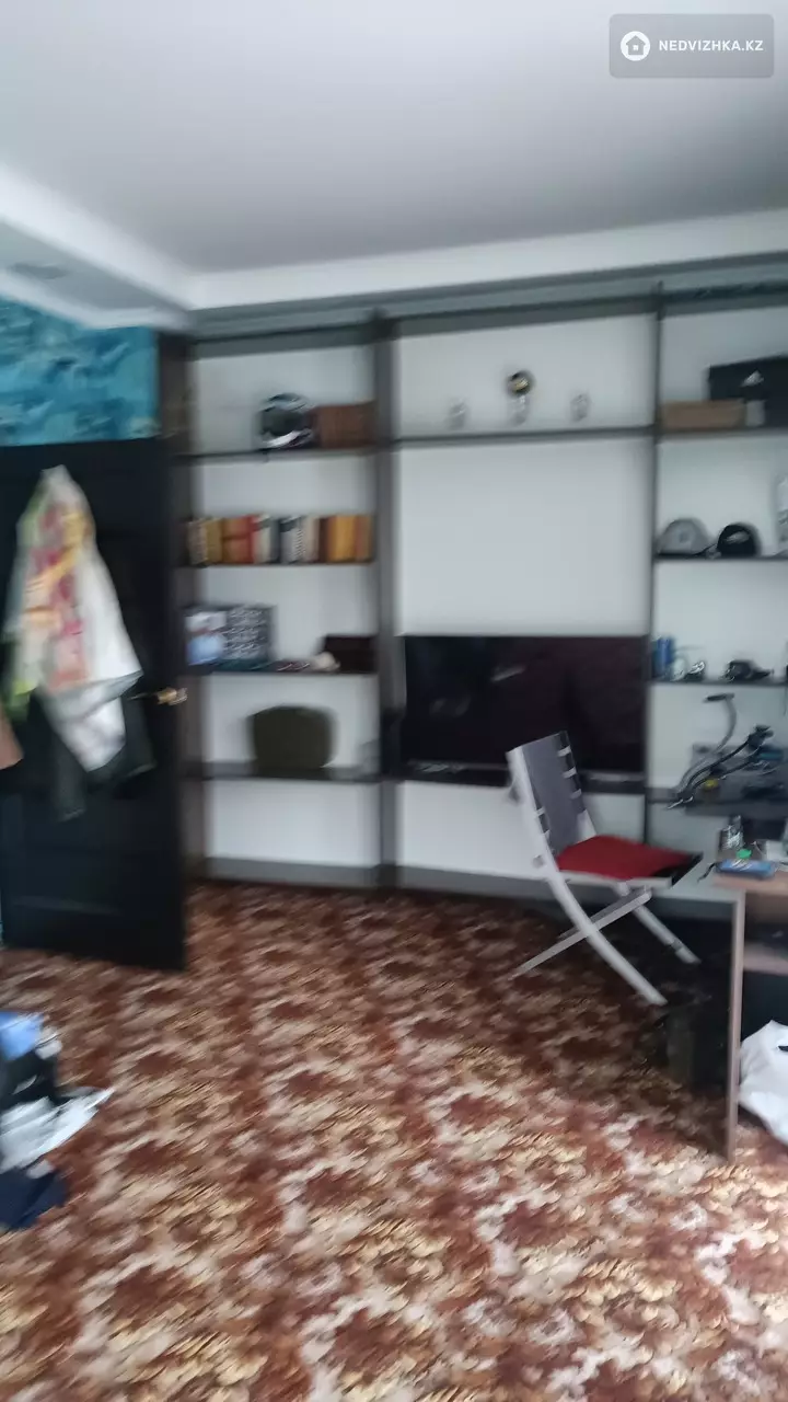 5-комнатный дом, 5.7 соток, 270 м², фотография 2