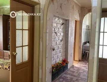 2-комнатная квартира, этаж 2 из 2, 56 м², миниатюра 6