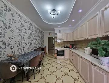 2-комнатная квартира, этаж 12 из 18, 92 м², миниатюра 5
