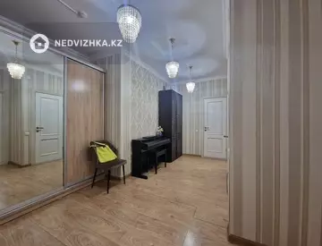 2-комнатная квартира, этаж 12 из 18, 92 м², миниатюра 7