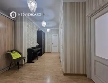 2-комнатная квартира, этаж 12 из 18, 92 м², миниатюра 12