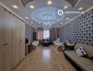 2-комнатная квартира, этаж 12 из 18, 92 м², миниатюра 8
