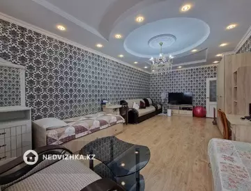2-комнатная квартира, этаж 12 из 18, 92 м², миниатюра 11