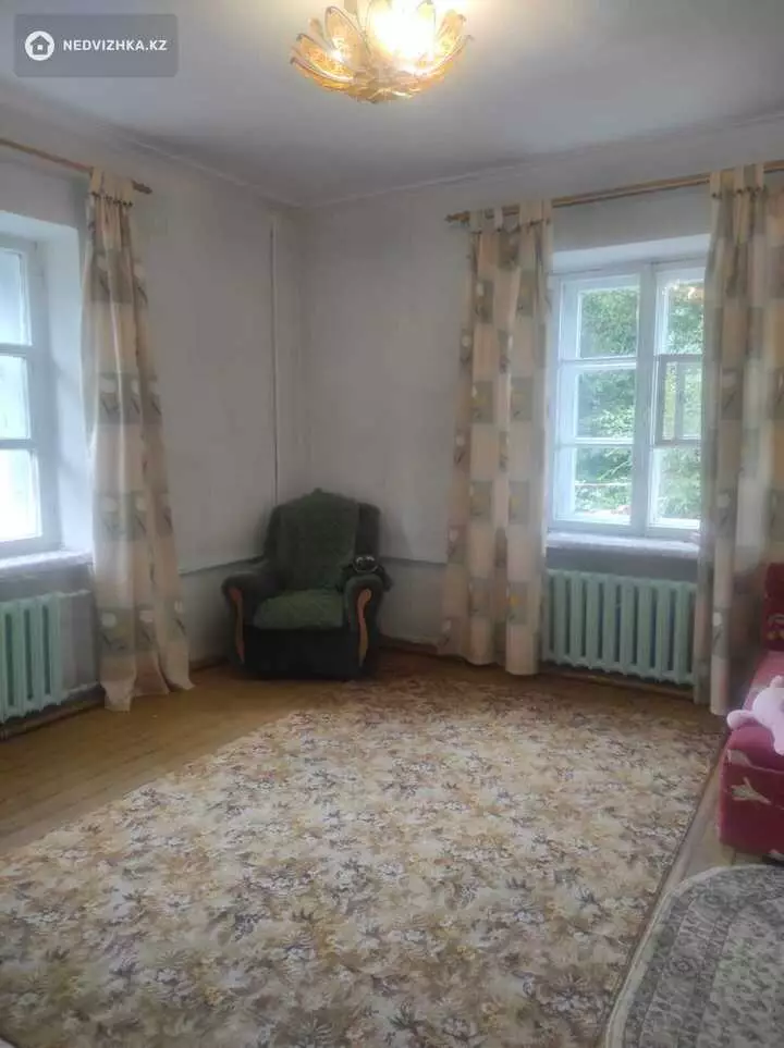 2-комнатная квартира, этаж 1 из 2, 60 м², фотография 3