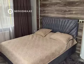 2-комнатная квартира, этаж 3 из 16, 60 м², Посуточно