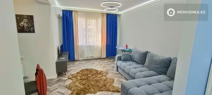 2-комнатная квартира, этаж 3 из 16, 60 м², Посуточно, фотография 4