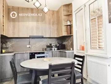2-комнатная квартира, этаж 3 из 16, 60 м², Посуточно, миниатюра 7