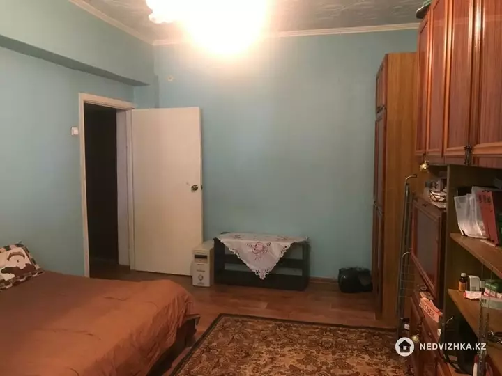 1-комнатная квартира, этаж 1 из 5, 35 м²