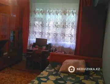 1-комнатная квартира, этаж 1 из 5, 35 м², миниатюра 4