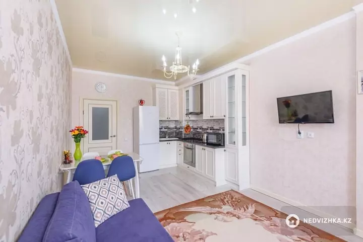 2-комнатная квартира, этаж 2 из 20, 50 м², Посуточно, фотография 5