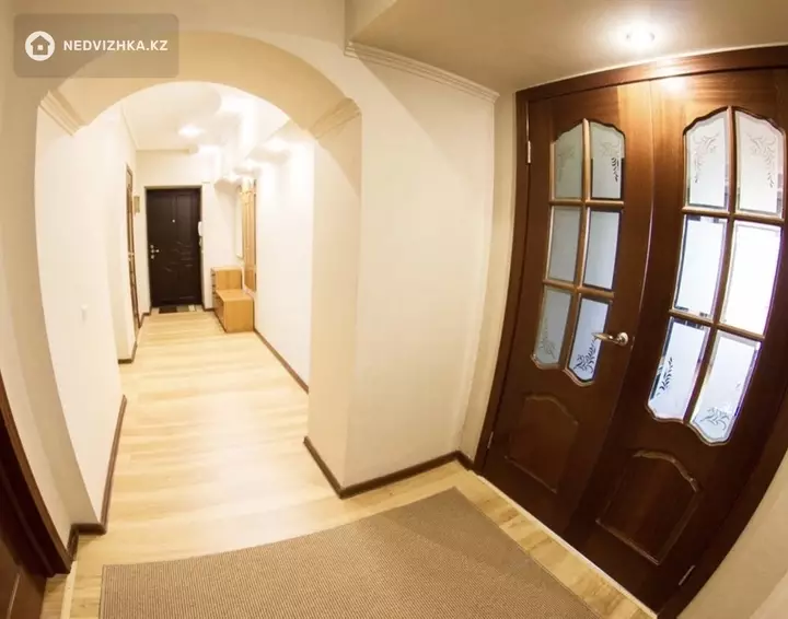 2-комнатная квартира, этаж 4 из 9, 65 м², На длительный срок, фотография 5