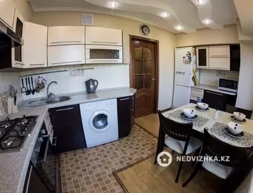 2-комнатная квартира, этаж 4 из 9, 65 м², На длительный срок, миниатюра 7