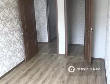 3-комнатная квартира, этаж 4 из 5, 60 м², миниатюра 12