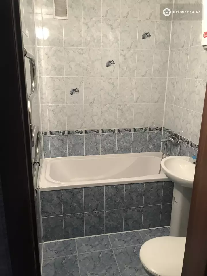 3-бөлмелі пәтер, қабат 4 барлық қабат саны 5, 60 м², 4-фотосурет