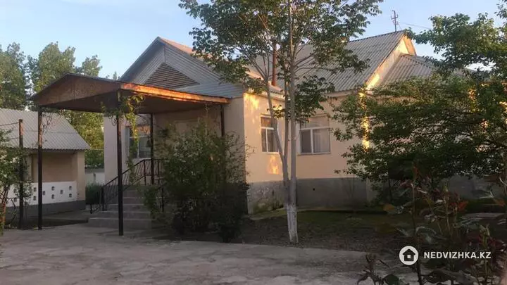8-комнатный дом, 10 соток, 280 м², фотография 5