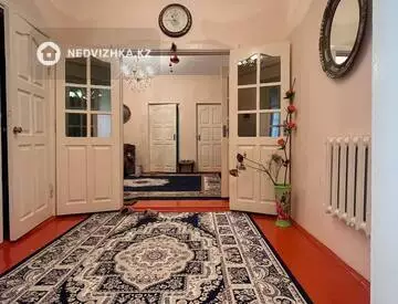 8-комнатный дом, 10 соток, 280 м², миниатюра 2