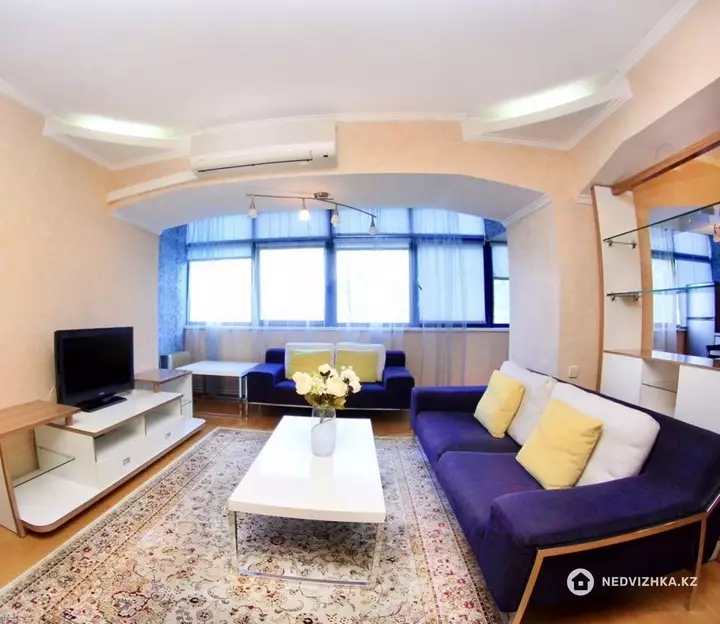 1-комнатная квартира, этаж 2 из 9, 45 м², На длительный срок, фотография 2