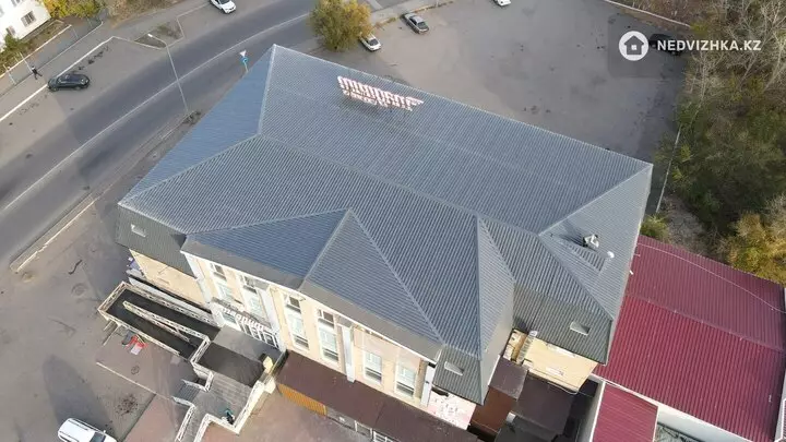 Помещение, этаж 1 из 3, 3 000 м², фотография 4