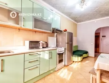 1-комнатная квартира, этаж 3 из 9, 48 м², Посуточно, миниатюра 2