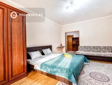 1-комнатная квартира, этаж 3 из 9, 48 м², Посуточно, миниатюра 3