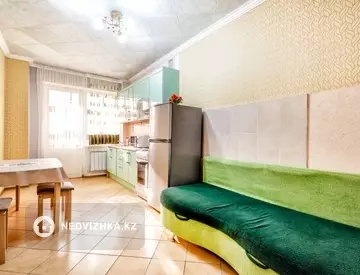1-комнатная квартира, этаж 3 из 9, 48 м², Посуточно, миниатюра 4