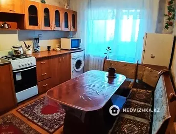 2-комнатная квартира, этаж 1 из 5, 48 м²