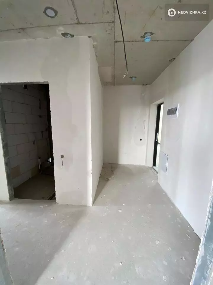 1-комнатная квартира, этаж 8 из 12, 50 м², фотография 5