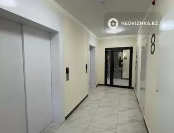 1-комнатная квартира, этаж 8 из 12, 50 м², миниатюра 4