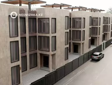 3-комнатная квартира, этаж 1 из 3, 83 м², миниатюра 8