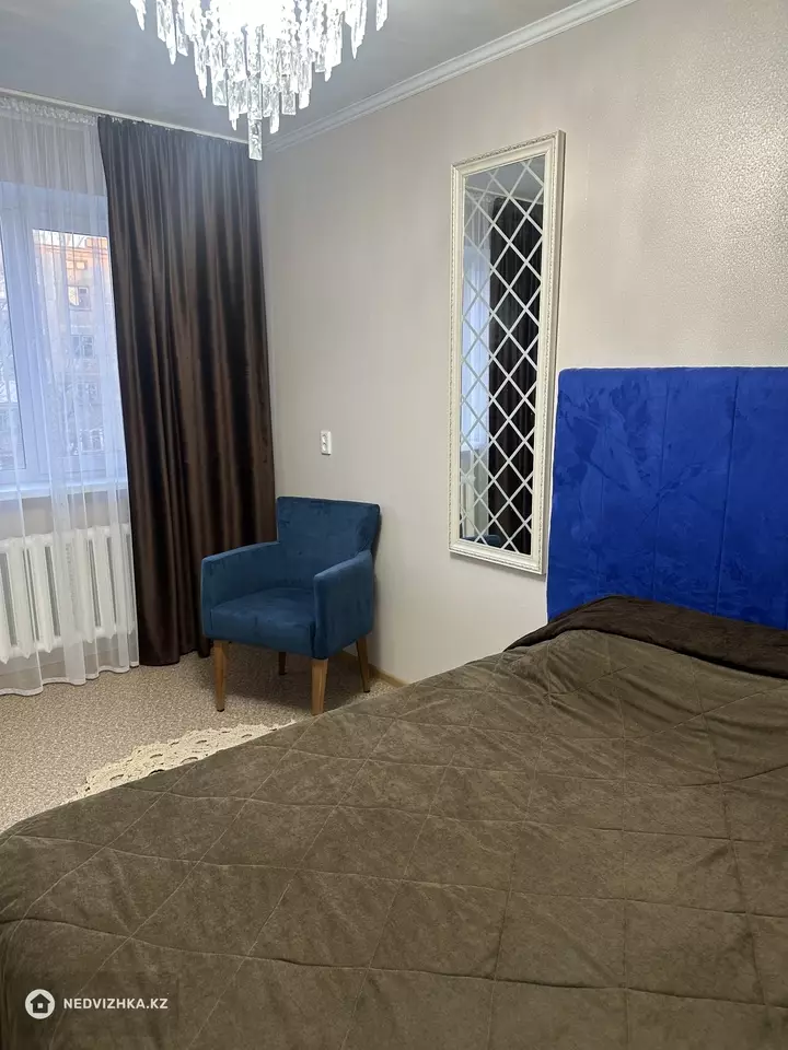 2-комнатная квартира, этаж 3 из 5, 44 м², Посуточно, фотография 2