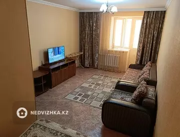 1-комнатная квартира, этаж 7 из 12, 45 м², Посуточно, миниатюра 2