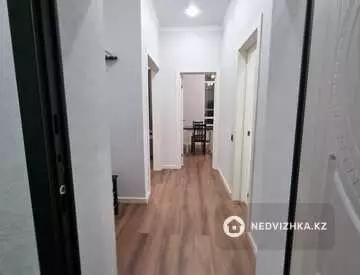 1-комнатная квартира, этаж 6 из 10, 37 м², Посуточно