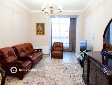 3-комнатная квартира, этаж 9 из 9, 120 м², Посуточно