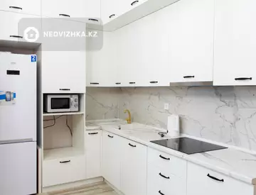 3-комнатная квартира, этаж 9 из 9, 120 м², Посуточно, миниатюра 6
