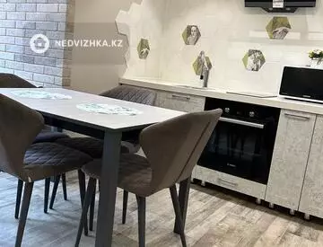 1-комнатная квартира, этаж 8 из 9, 44 м², Посуточно, миниатюра 6