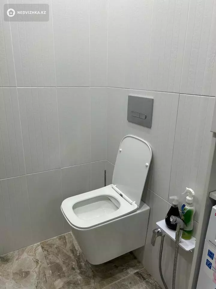 1-комнатная квартира, этаж 8 из 9, 44 м², Посуточно, фотография 5